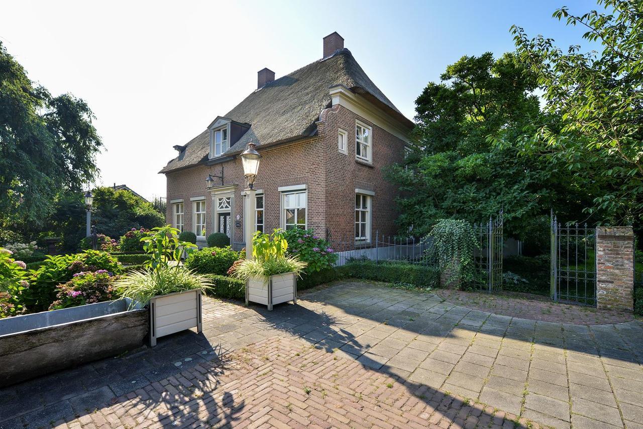 De Oude Pastorie Macharen Bed & Breakfast Exterior photo
