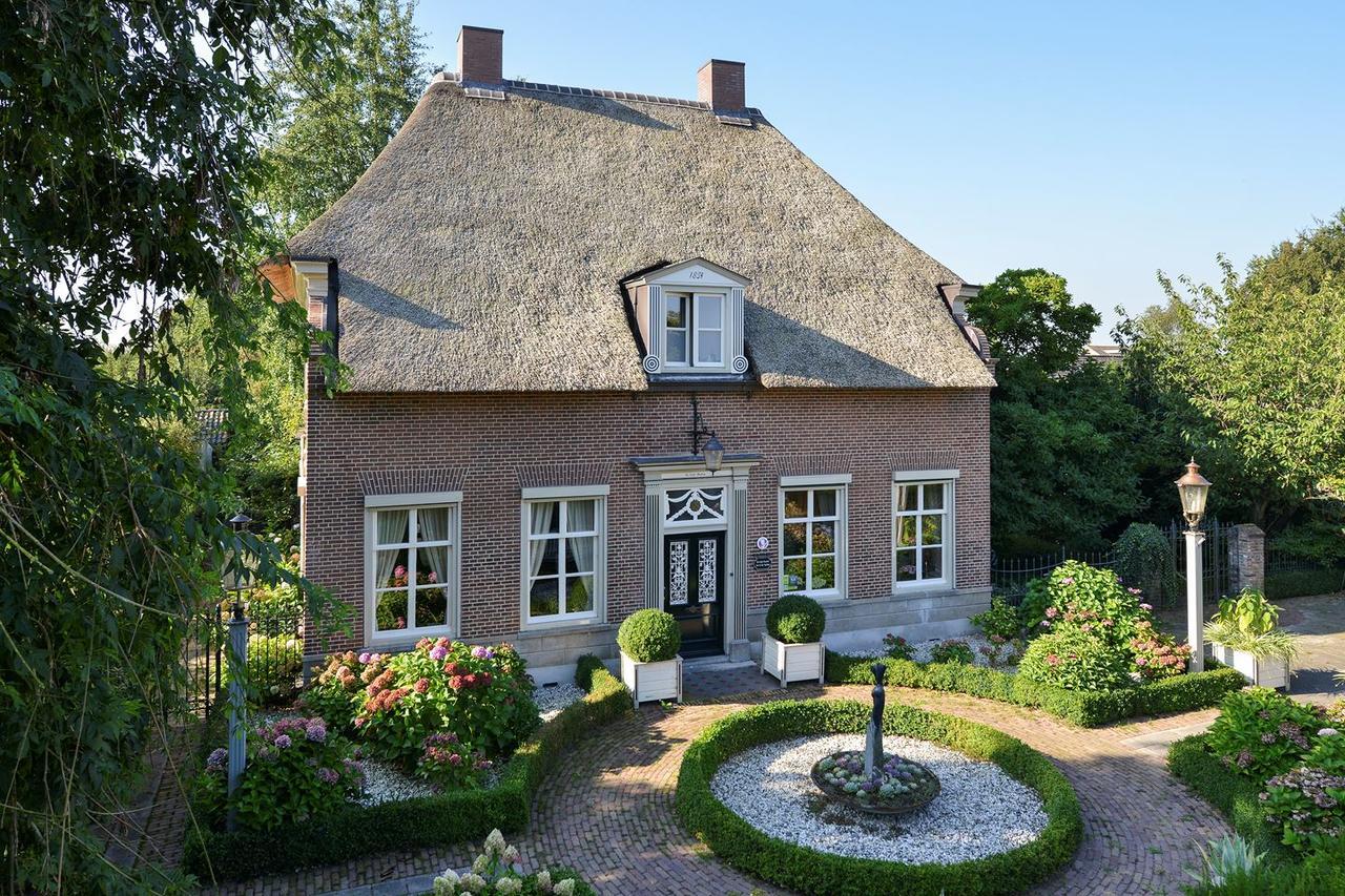 De Oude Pastorie Macharen Bed & Breakfast Exterior photo