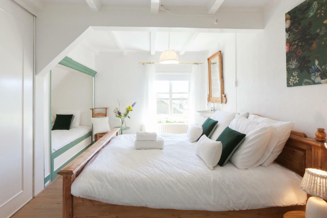 De Oude Pastorie Macharen Bed & Breakfast Exterior photo