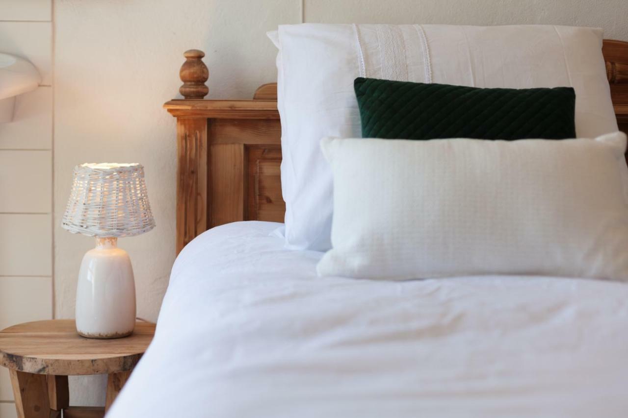 De Oude Pastorie Macharen Bed & Breakfast Exterior photo