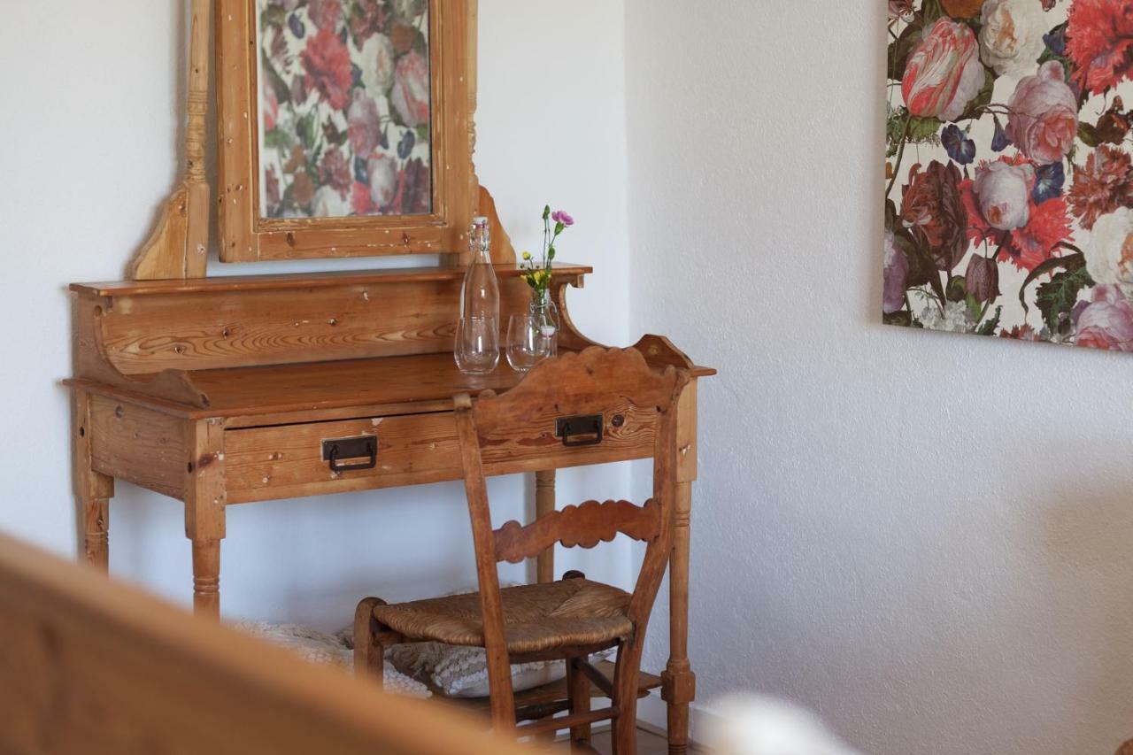 De Oude Pastorie Macharen Bed & Breakfast Exterior photo